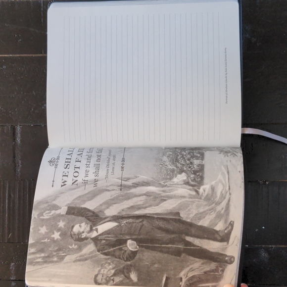 Abraham Lincoln Signature Notebook - Picture 3 of 5